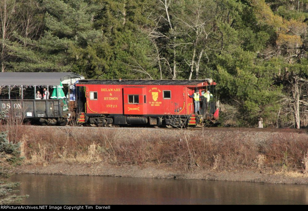 DH 35723 on the rear of the Santa train.